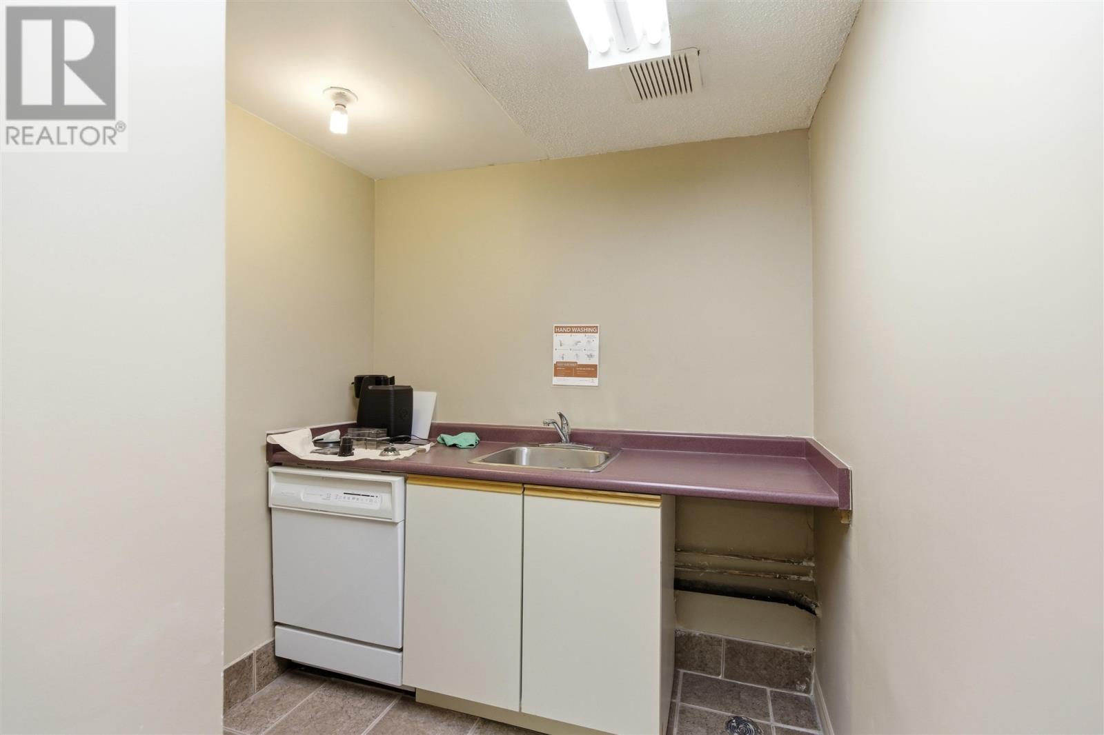 642 Great Northern Rd, Sault Ste. Marie, Ontario  P6B 4Z9 - Photo 23 - SM260675