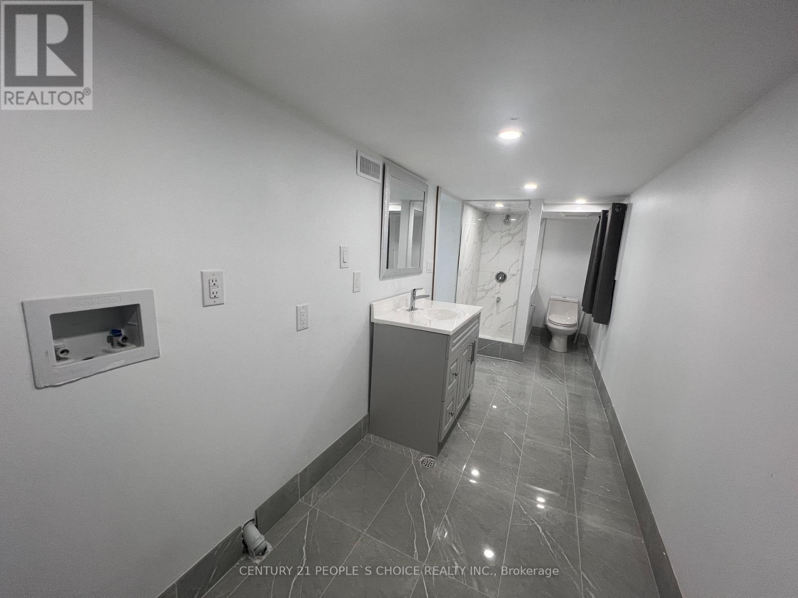 5640 Buchanan Avenue, Niagara Falls, Ontario  L2G 3V1 - Photo 11 - X12984486