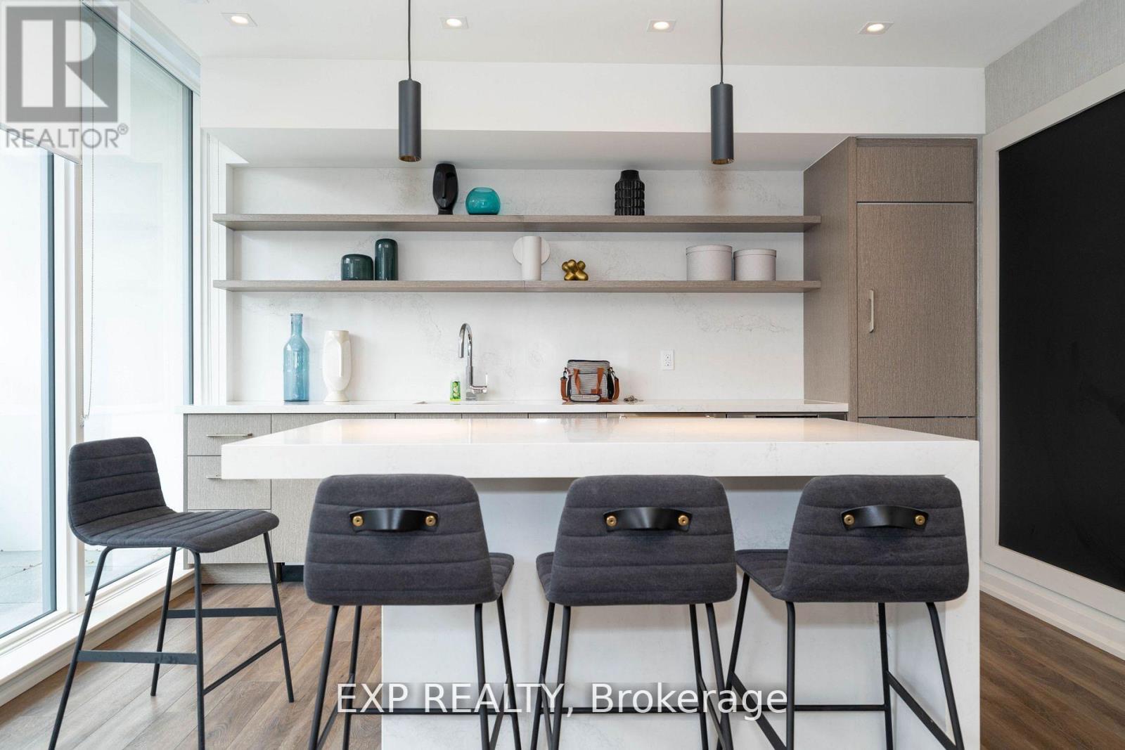 1105 - 212 King William Street, Hamilton, Ontario  L8R 3N9 - Photo 11 - X12984534