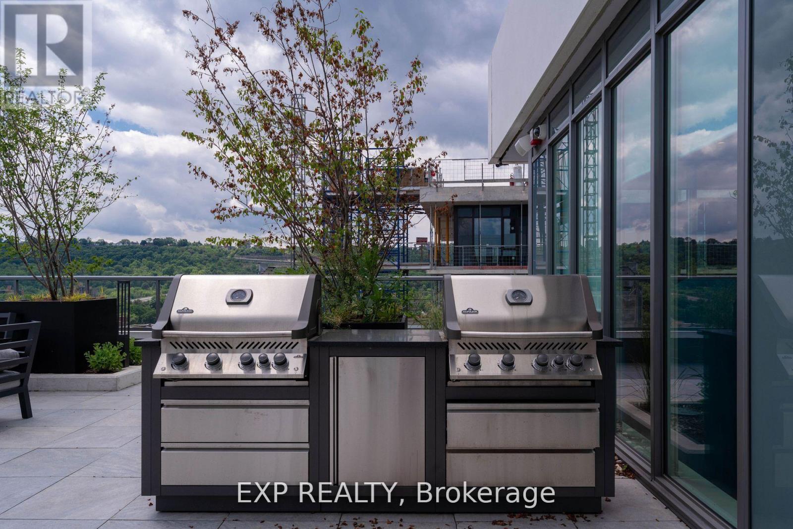 1105 - 212 King William Street, Hamilton, Ontario  L8R 3N9 - Photo 5 - X12984534