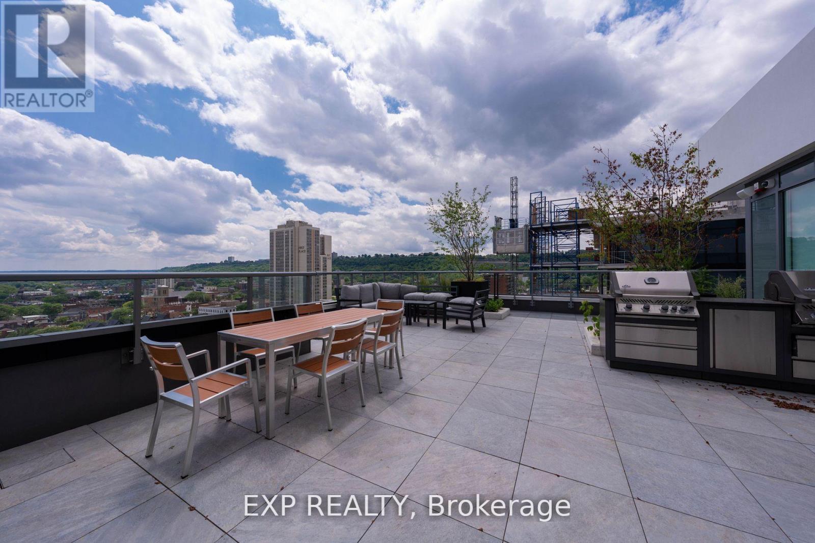 1105 - 212 King William Street, Hamilton, Ontario  L8R 3N9 - Photo 6 - X12984534