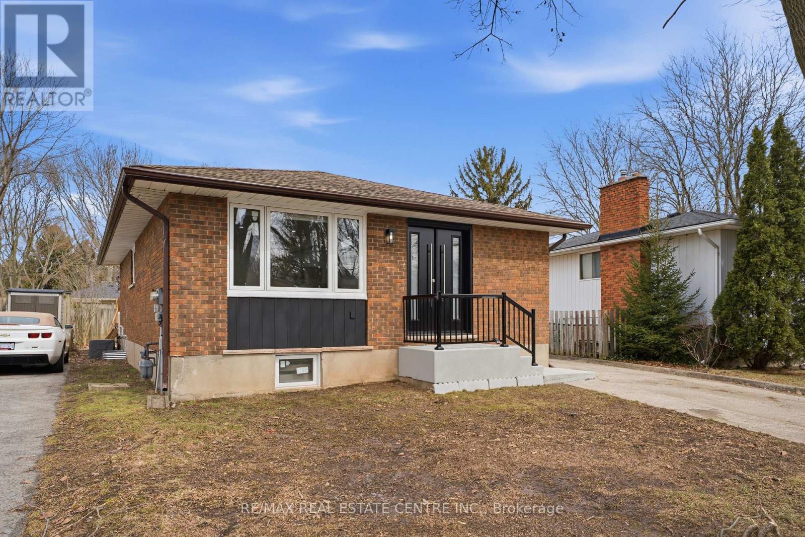 6183 Johnson Drive, Niagara Falls, Ontario  L2J 3J6 - Photo 3 - X12984556