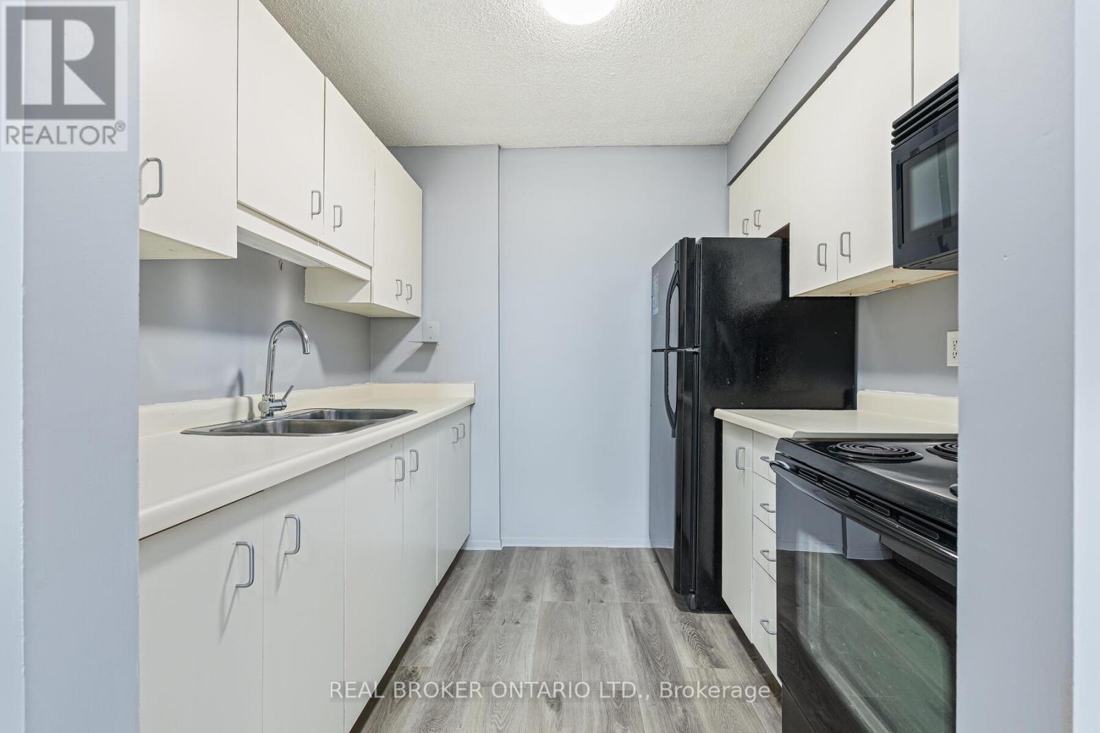 606 - 358 Waterloo Avenue, Guelph, Ontario N1H 7Y3 - Photo 8 - X12984654