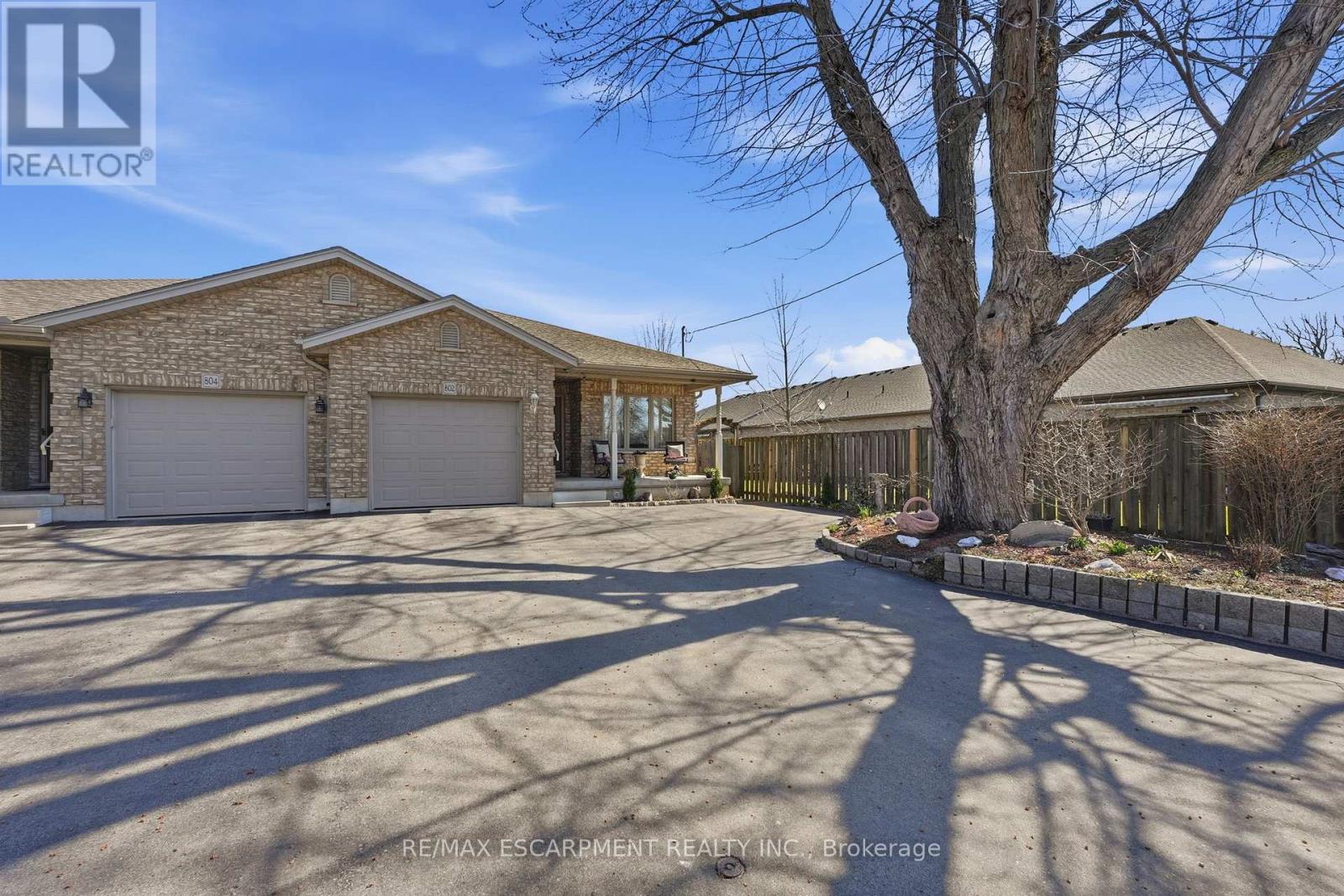 802 MAIN STREET, norfolk (port dover), Ontario