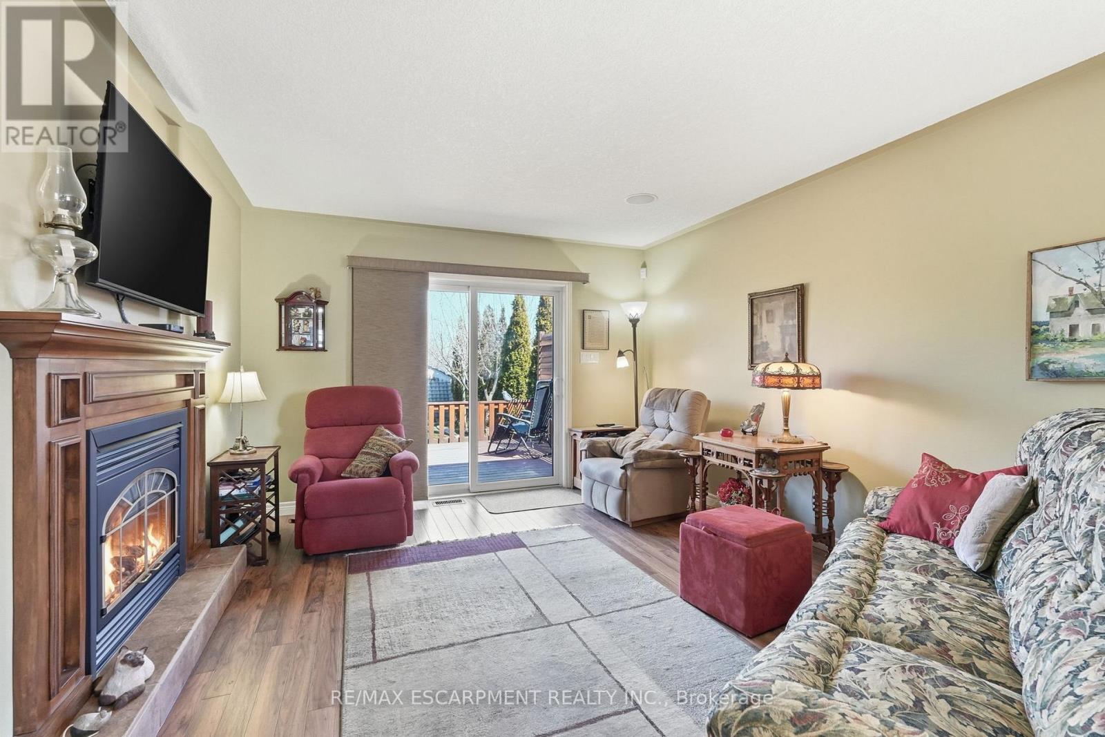 802 Main Street, Norfolk (Port Dover), Ontario  N0A 1N0 - Photo 10 - X12984730