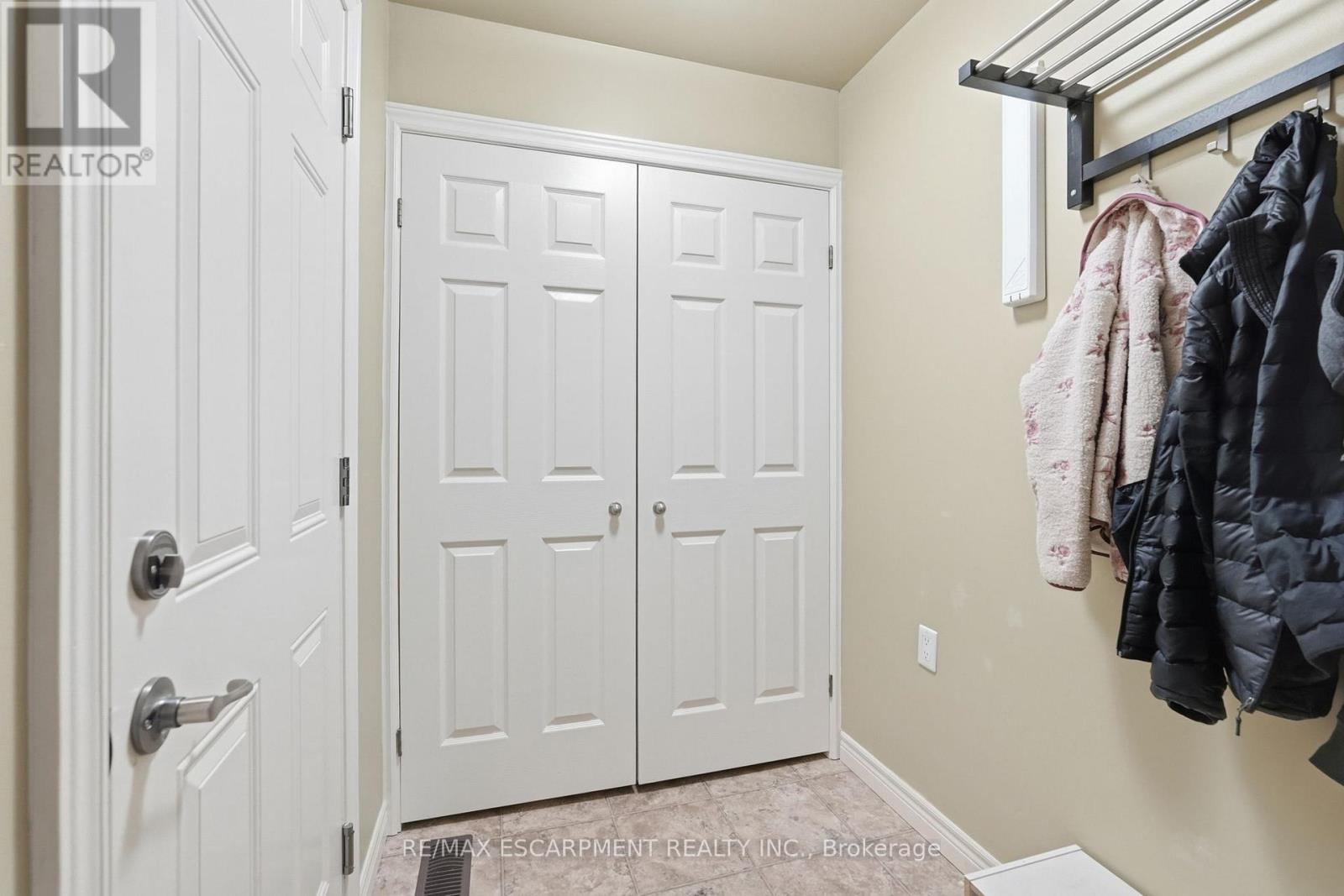 802 Main Street, Norfolk (Port Dover), Ontario  N0A 1N0 - Photo 16 - X12984730