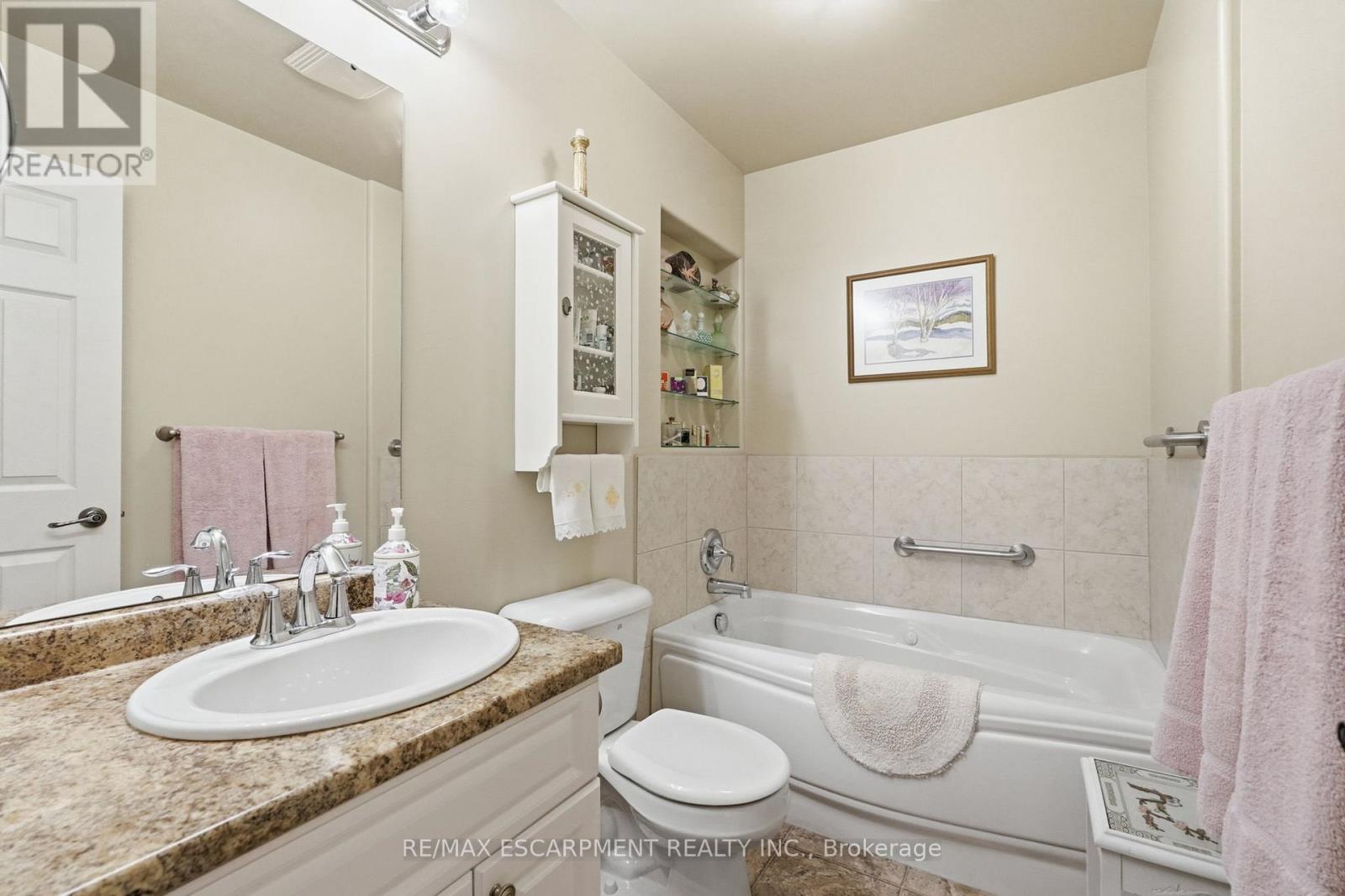 802 Main Street, Norfolk (Port Dover), Ontario  N0A 1N0 - Photo 20 - X12984730