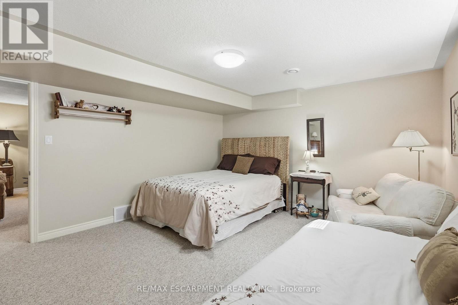 802 Main Street, Norfolk (Port Dover), Ontario  N0A 1N0 - Photo 32 - X12984730