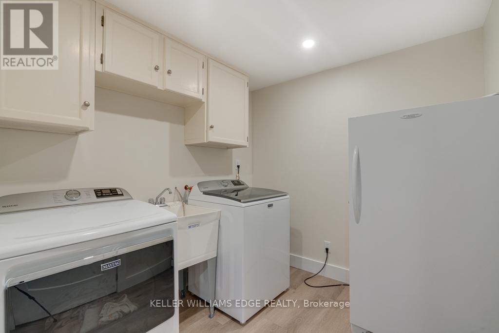 24 Bentley Place, Hamilton, Ontario  L9C 2R4 - Photo 32 - X12984740