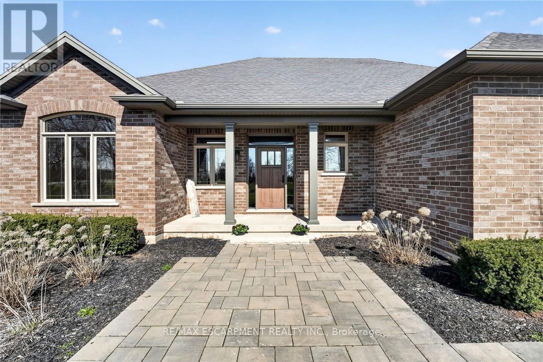 342 Hutchinson Road, Haldimand, Ontario  N0A 1K0 - Photo 8 - X12984752