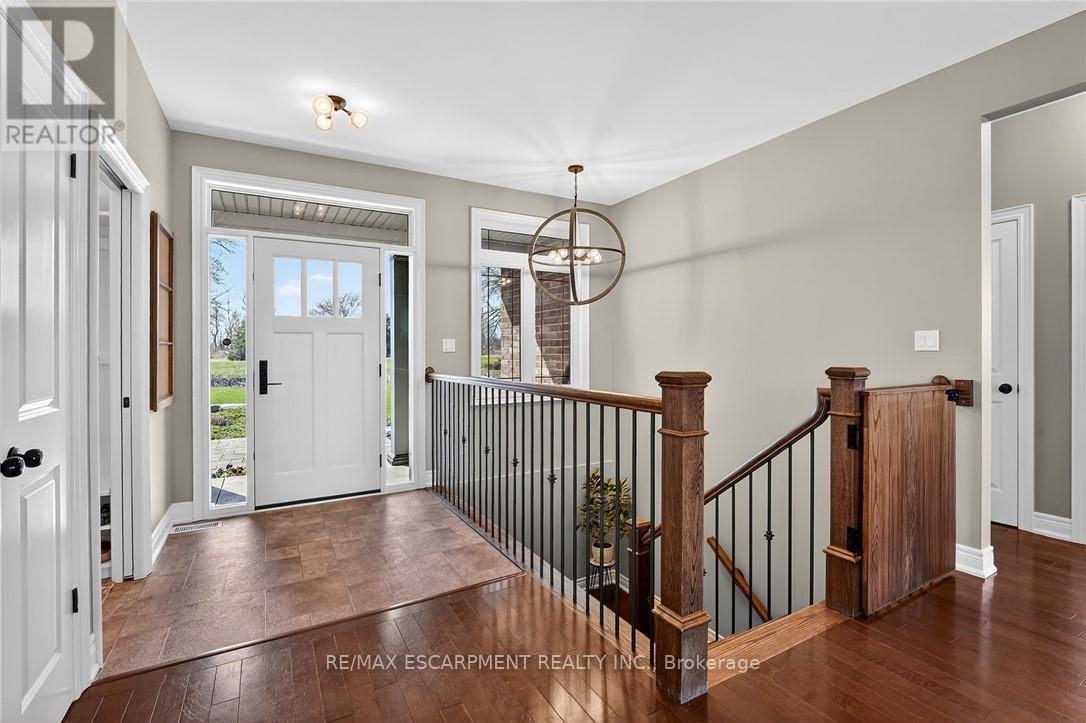 342 Hutchinson Road, Haldimand, Ontario  N0A 1K0 - Photo 9 - X12984752