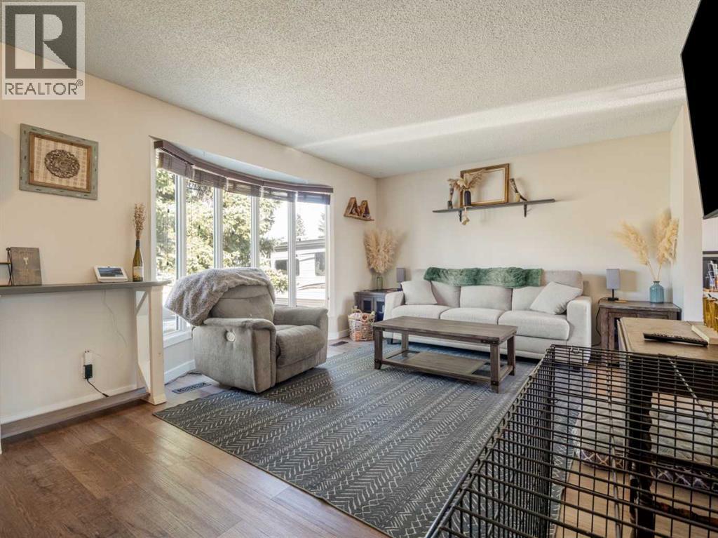 162 Purdue Court W, Lethbridge, Alberta  T1k 4S2 - Photo 7 - A2300546