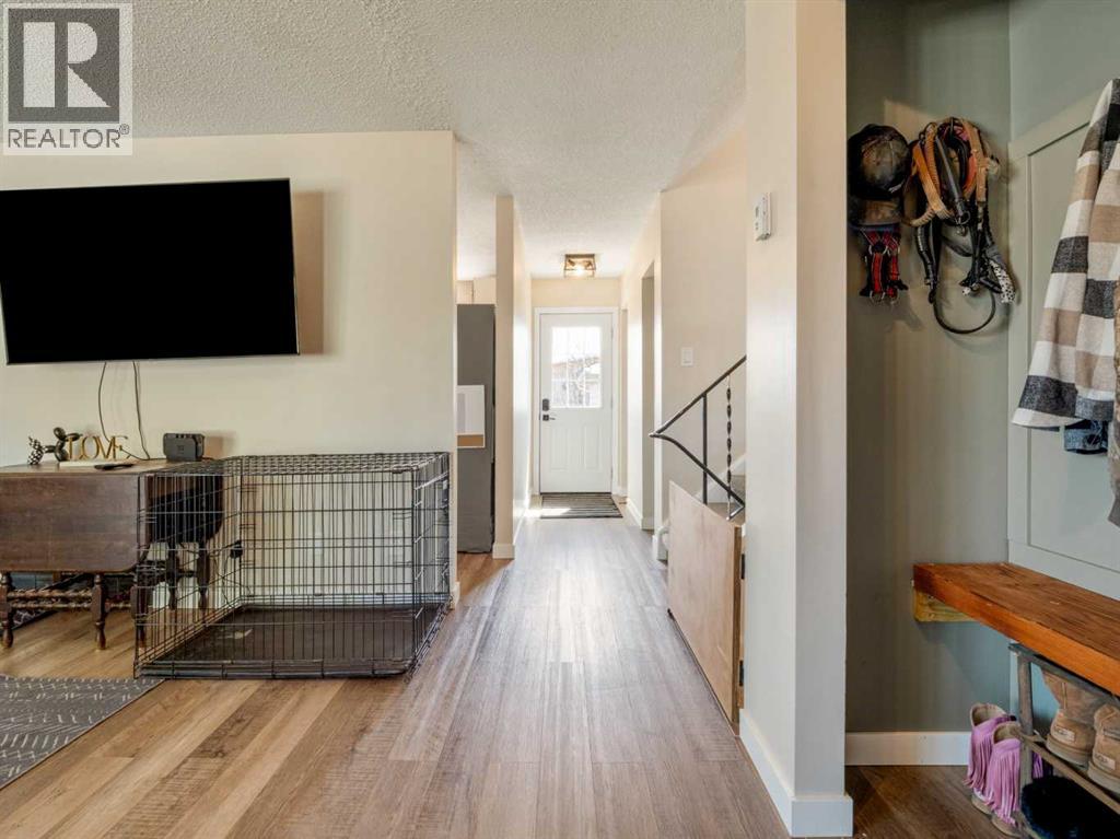 162 Purdue Court W, Lethbridge, Alberta  T1k 4S2 - Photo 3 - A2300546