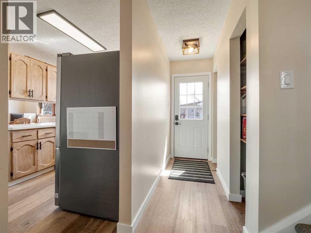 162 Purdue Court W, Lethbridge, Alberta  T1k 4S2 - Photo 16 - A2300546