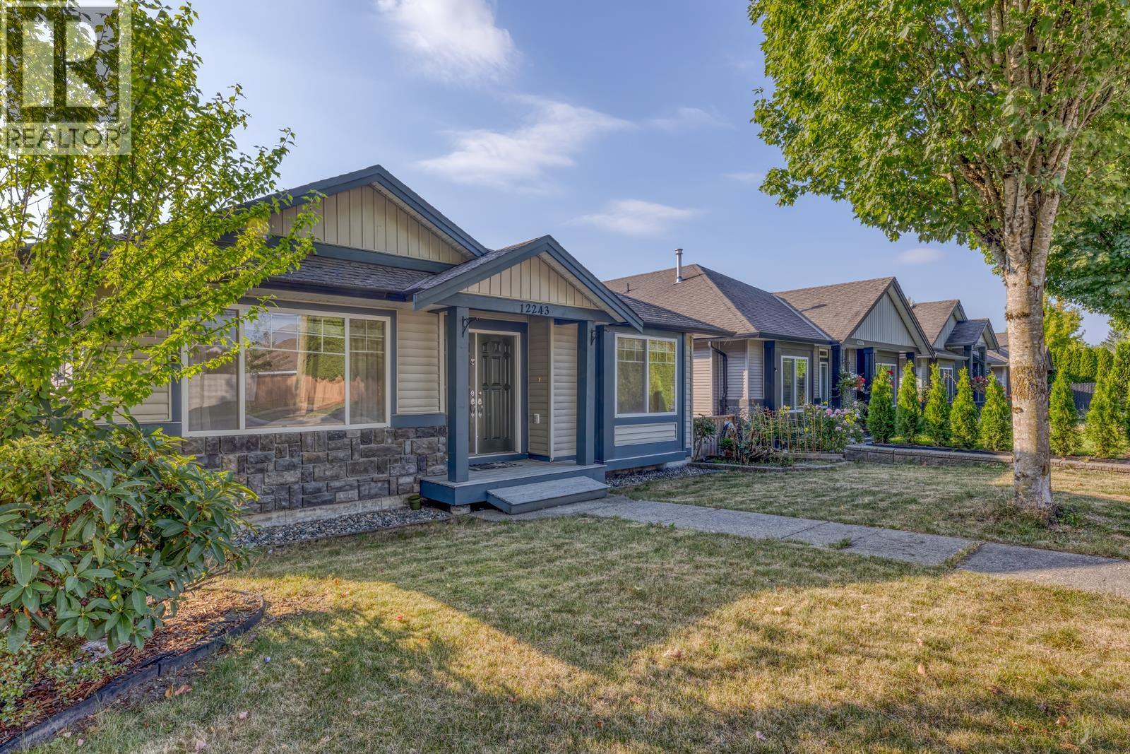 12243 232 Street, Maple Ridge, British Columbia  V2X 6T4 - Photo 1 - R3109870