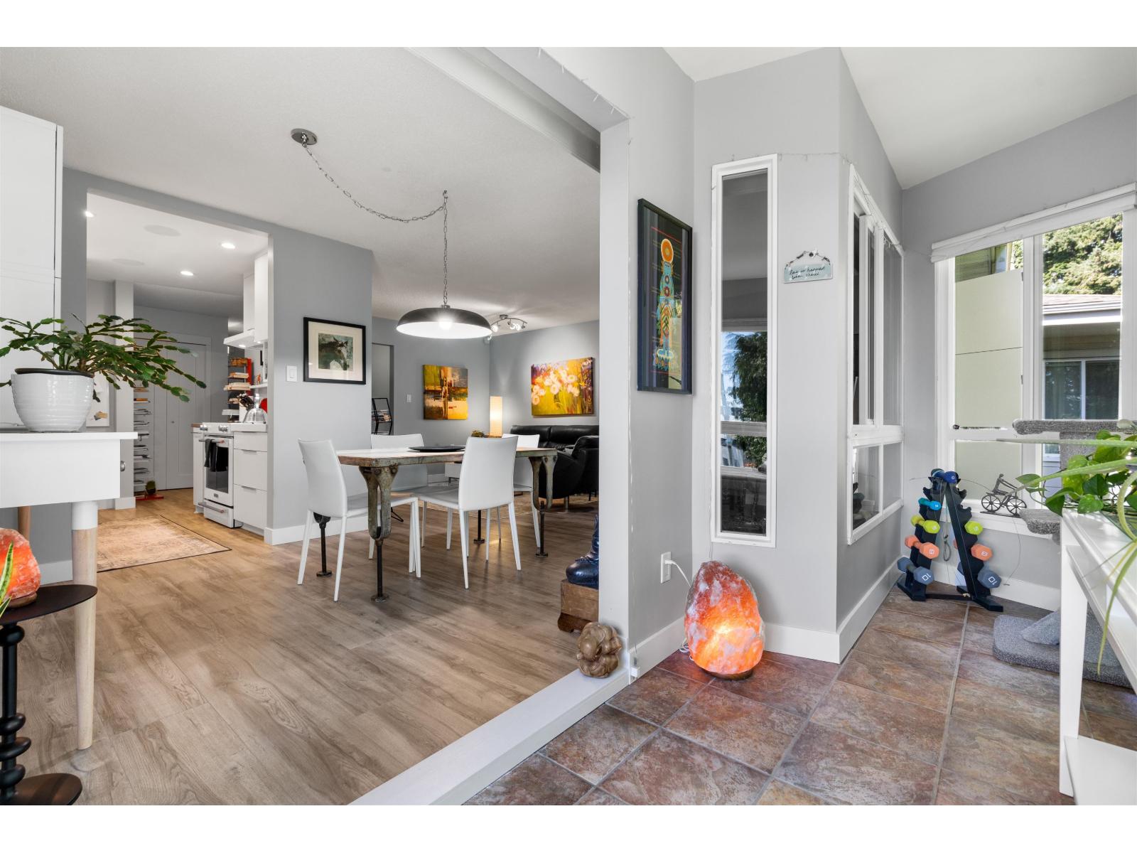 303 1322 Martin Street, White Rock, British Columbia  V4B 3W5 - Photo 16 - R3108796