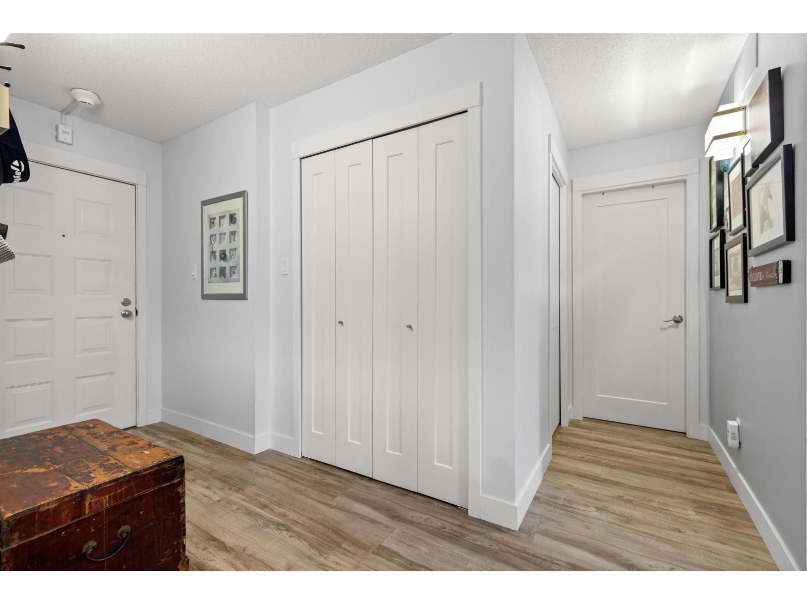 303 1322 Martin Street, White Rock, British Columbia  V4B 3W5 - Photo 25 - R3108796