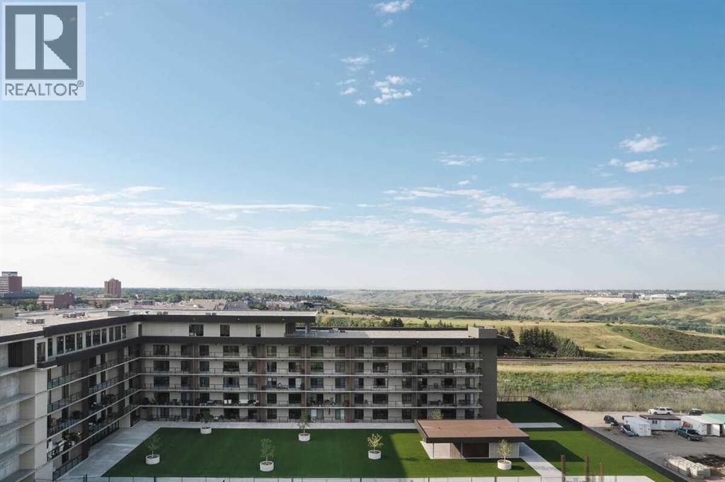 210, 102 Scenic Drive N, Lethbridge, Alberta  T1H 5L9 - Photo 2 - A2285228