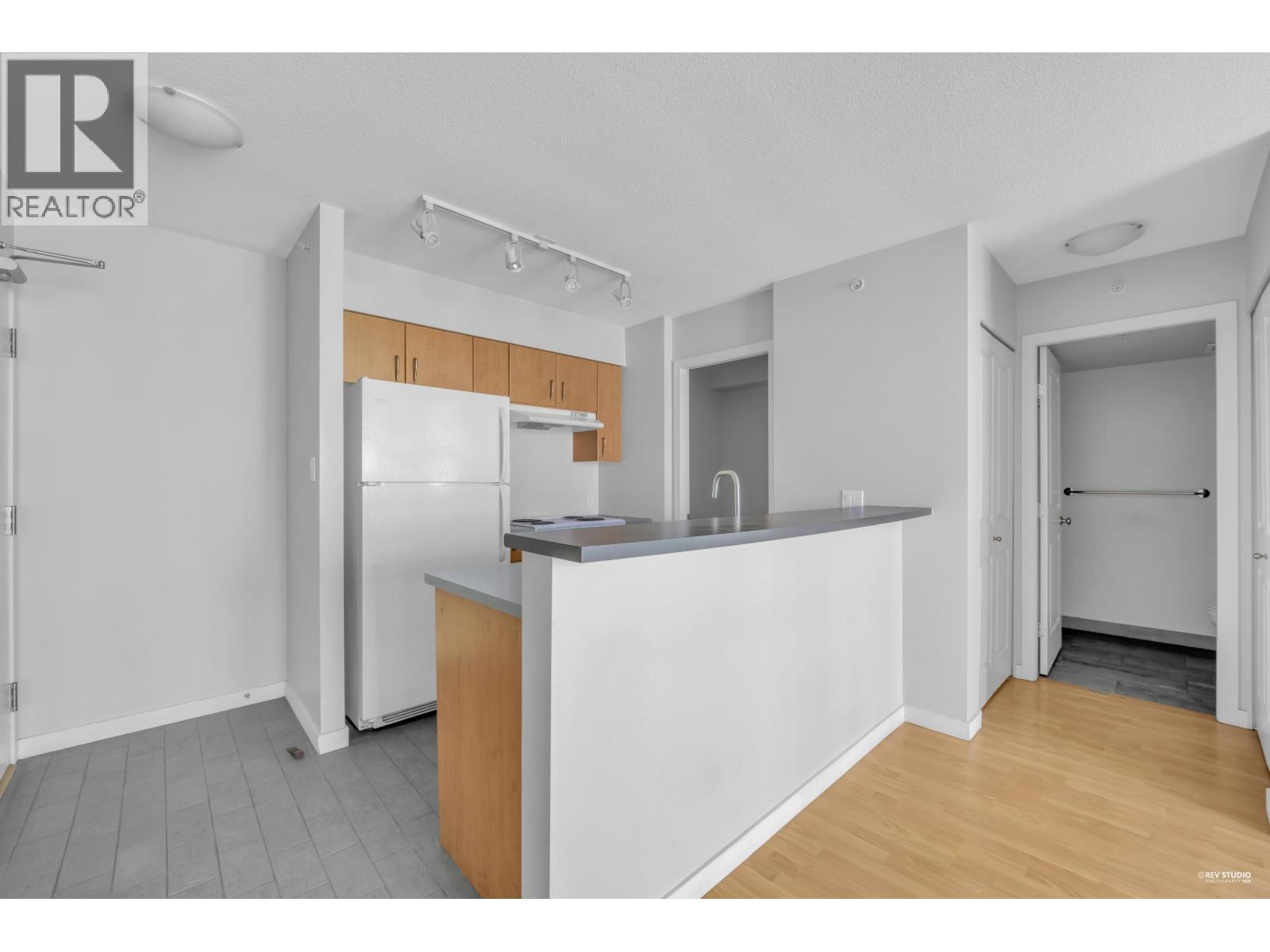 1707 1295 Richards Street, Vancouver, British Columbia  V6B 1B7 - Photo 8 - R3108099