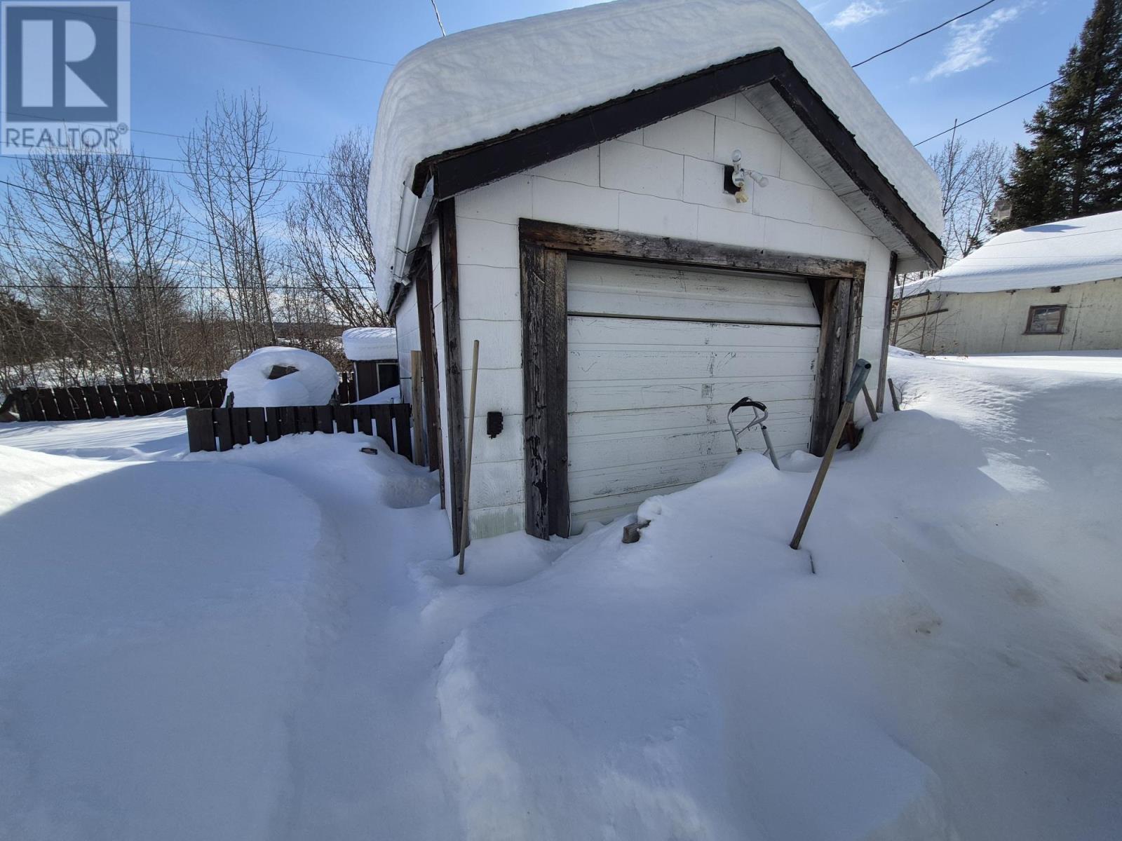 28 Warbler Drive, Manitouwadge, Ontario  P0T 2C0 - Photo 14 - TB2600668