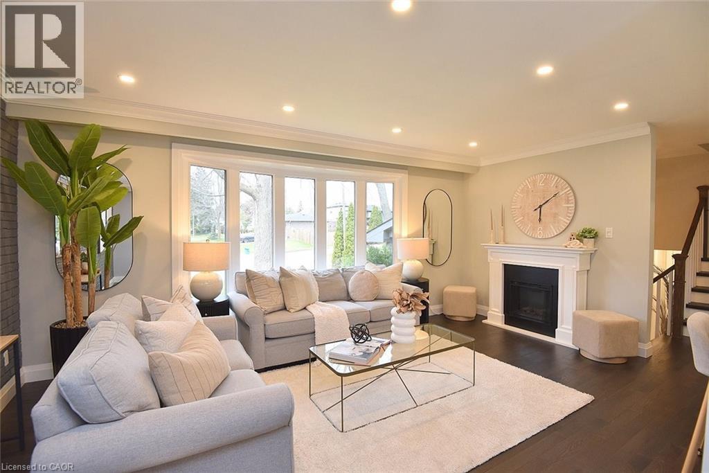 291 Carla Court, Burlington, Ontario  L7L 1P4 - Photo 7 - 40819719