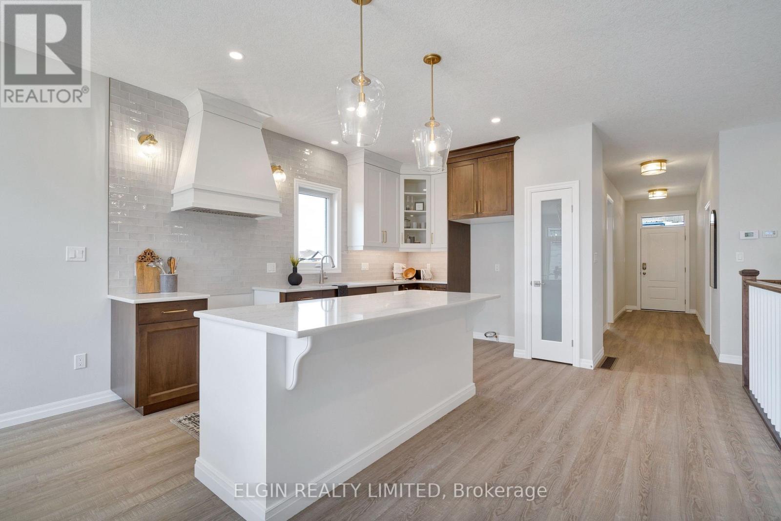 42202 Mcbain Line, Central Elgin, Ontario  N5P 0E4 - Photo 14 - X12965000