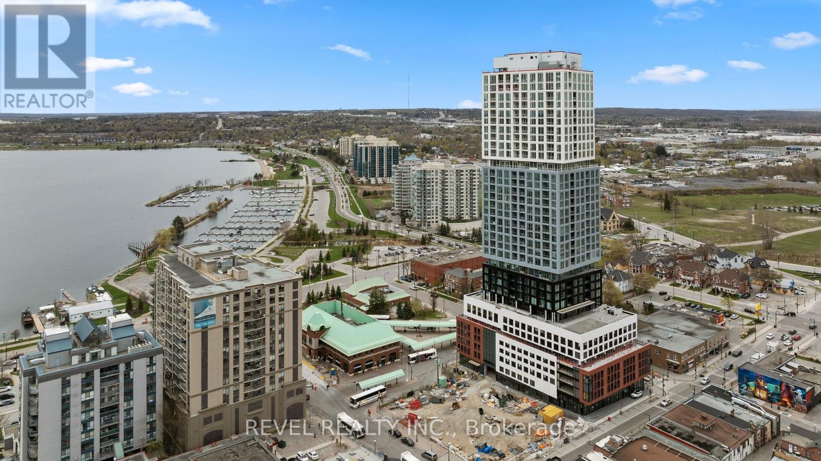 2910 - 39 Mary Street, Barrie, Ontario  L4N 1S9 - Photo 2 - S12984578