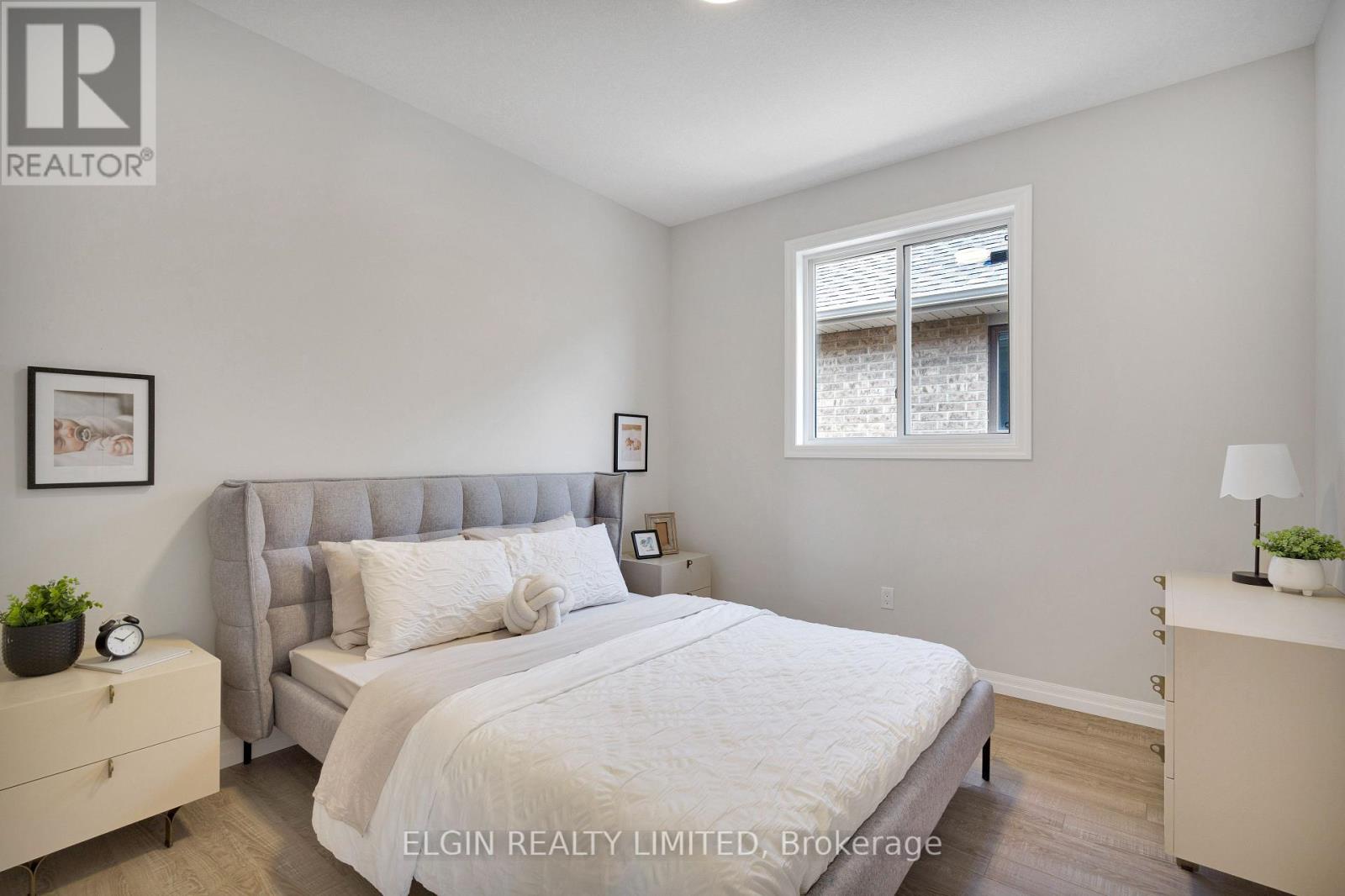 42202 Mcbain Line, Central Elgin, Ontario  N5P 0E4 - Photo 8 - X12965000