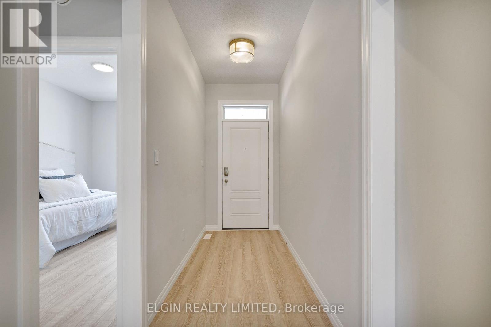 42202 Mcbain Line, Central Elgin, Ontario  N5P 0E4 - Photo 3 - X12965000