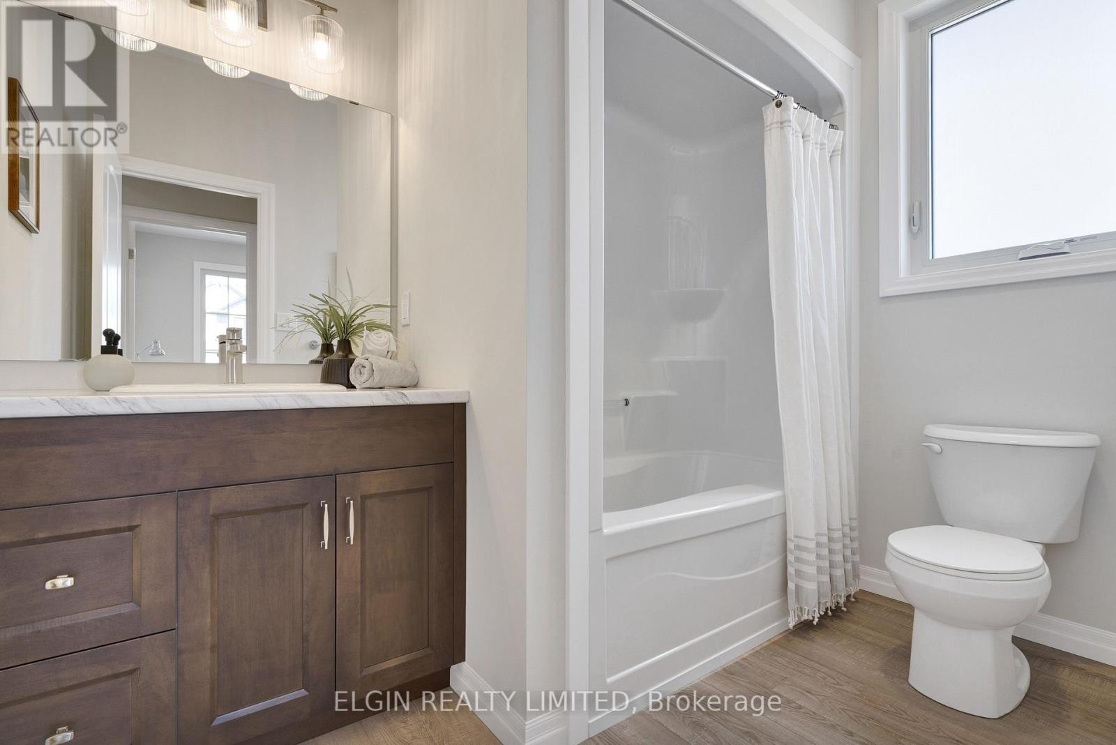 42202 Mcbain Line, Central Elgin, Ontario  N5P 0E4 - Photo 7 - X12965000