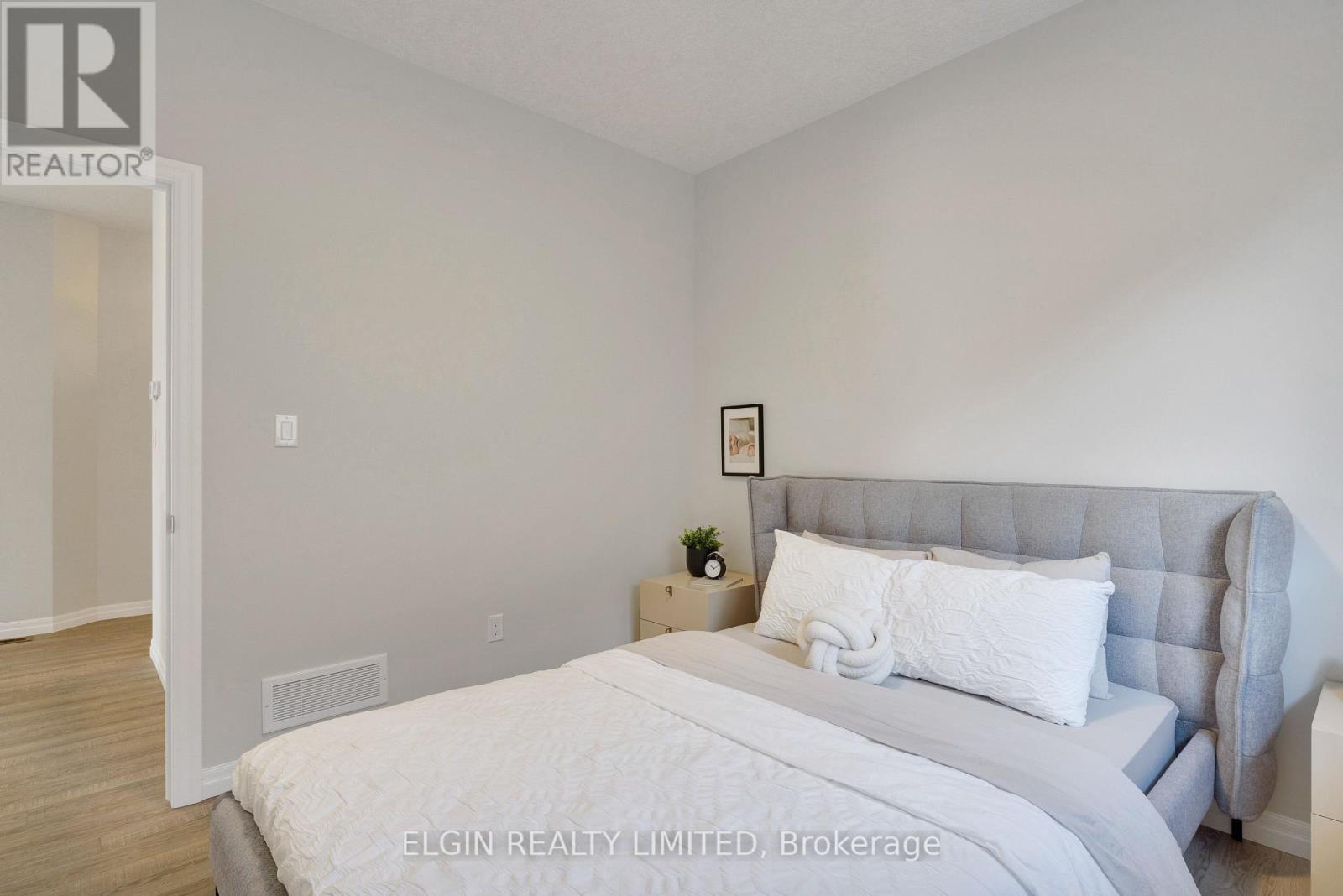 42202 Mcbain Line, Central Elgin, Ontario  N5P 0E4 - Photo 9 - X12965000