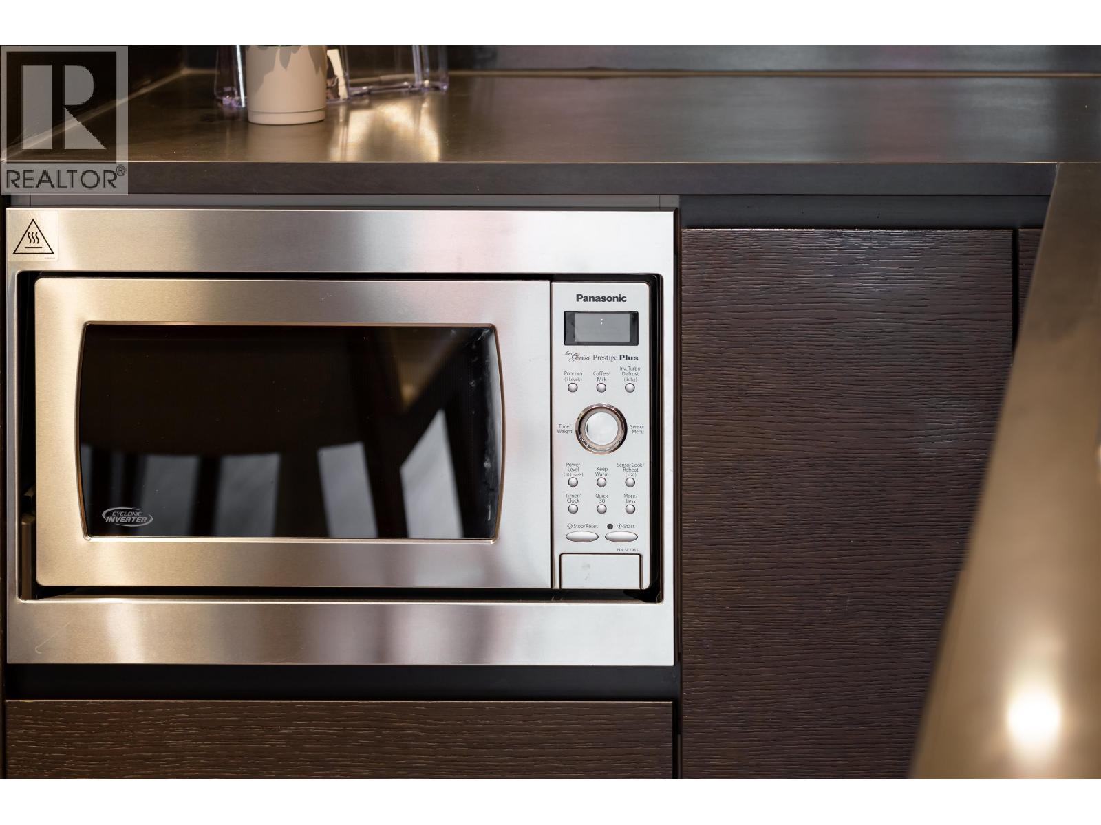 201 1561 W 57th Avenue, Vancouver, British Columbia  V6P 0H5 - Photo 15 - R3109892