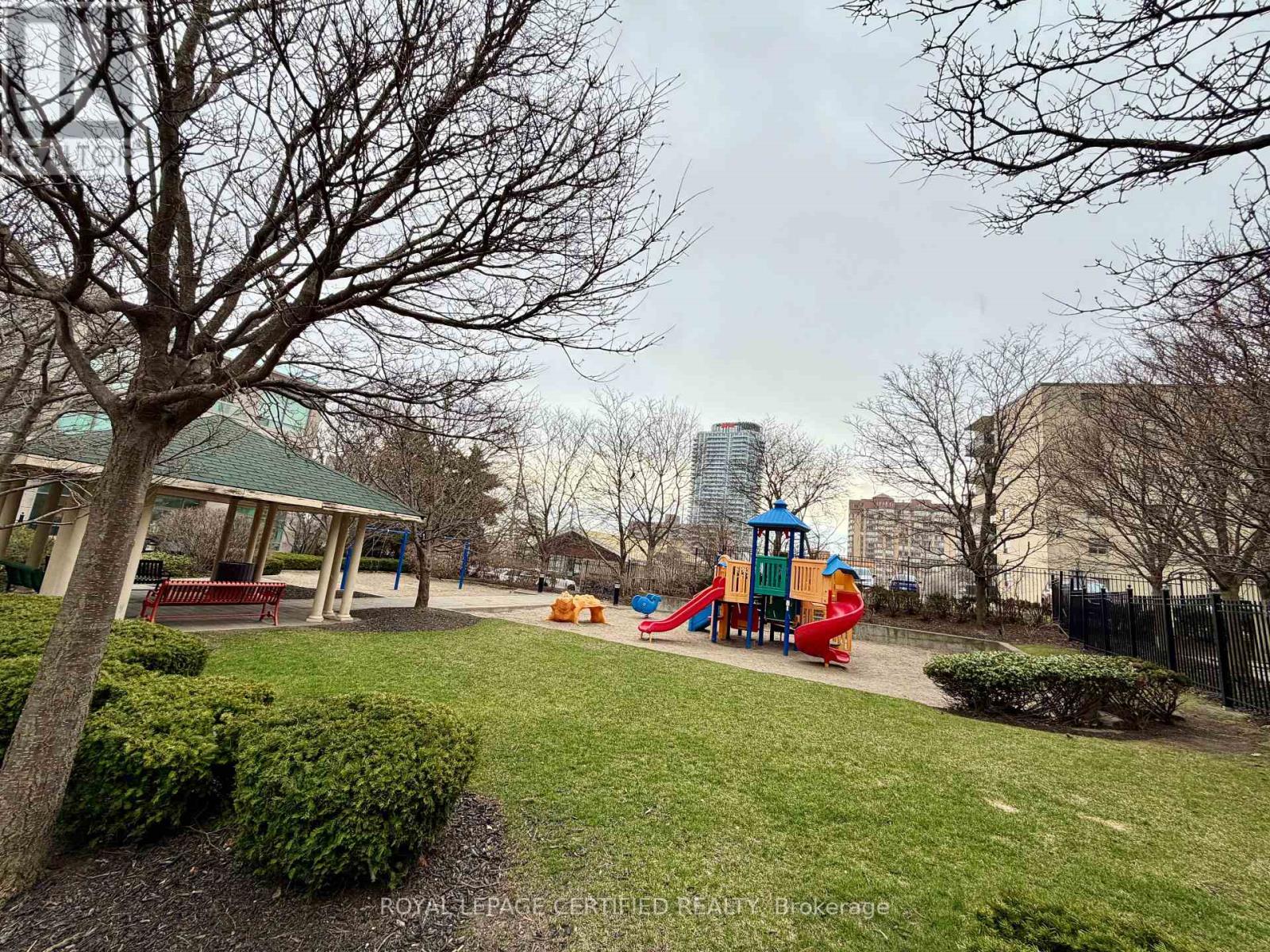 2810 - 3504 Hurontario Street, Mississauga, Ontario  L5B 0B9 - Photo 34 - W12984268