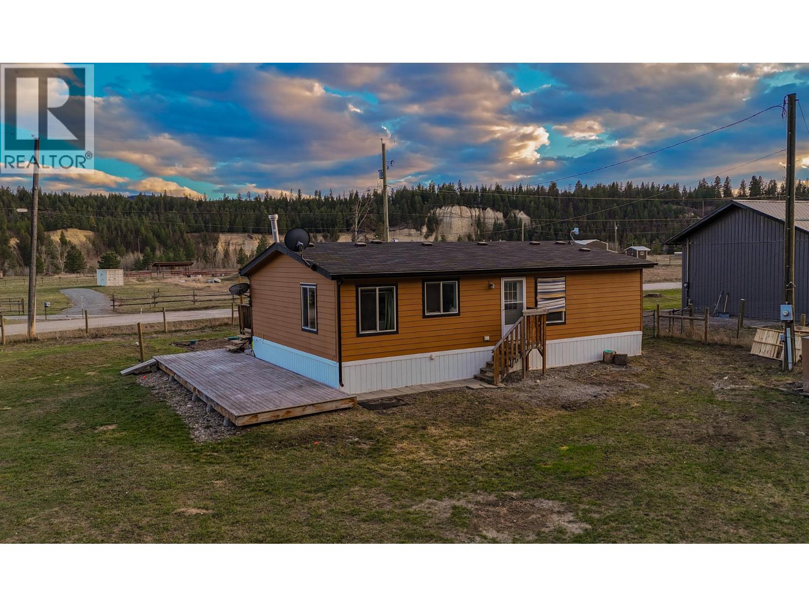 3085 WYCLIFFE STORE Road, cranbrook, British Columbia