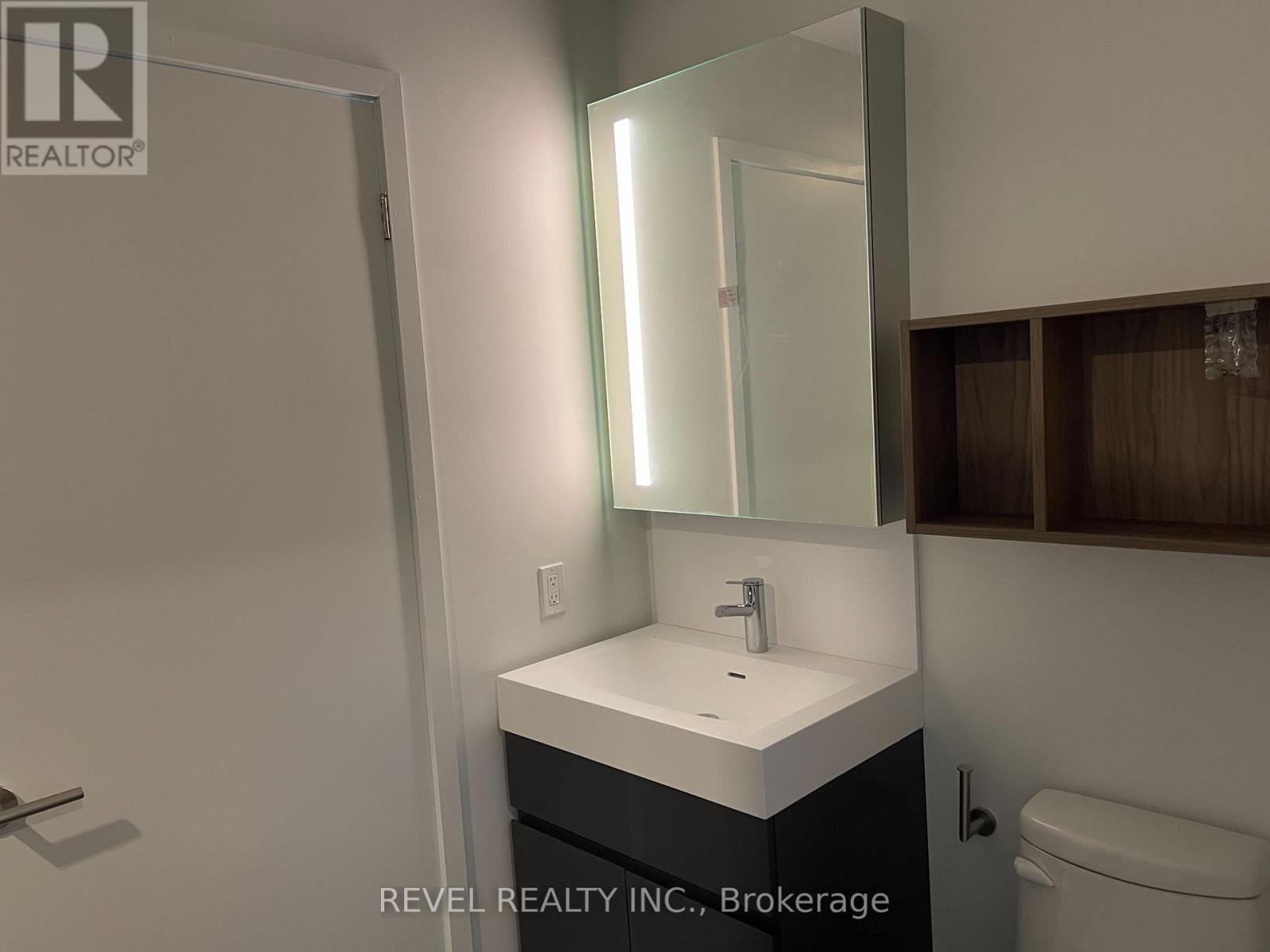 2910 - 39 Mary Street, Barrie, Ontario  L4N 1S9 - Photo 16 - S12984578