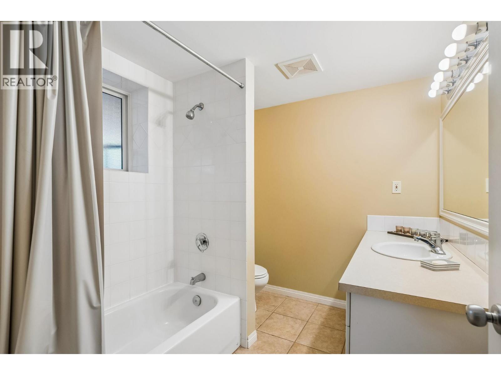 954 Tudor Avenue, North Vancouver, British Columbia  V7R 1X7 - Photo 23 - R3109875