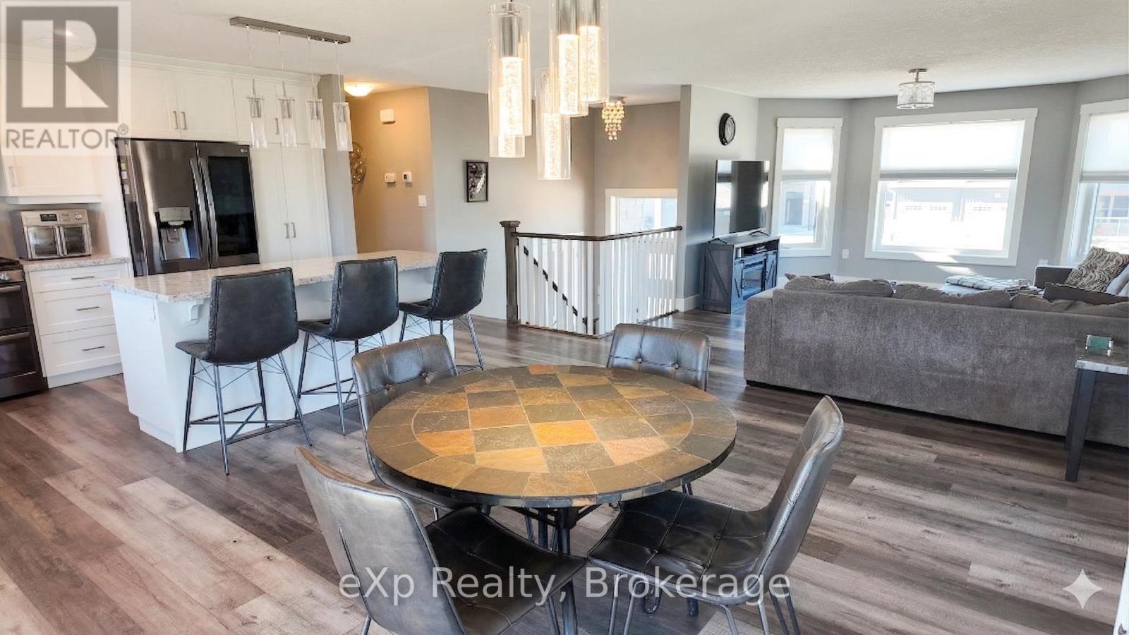 417 Buckby Lane, Saugeen Shores, Ontario  N0H 2C1 - Photo 5 - X12984806