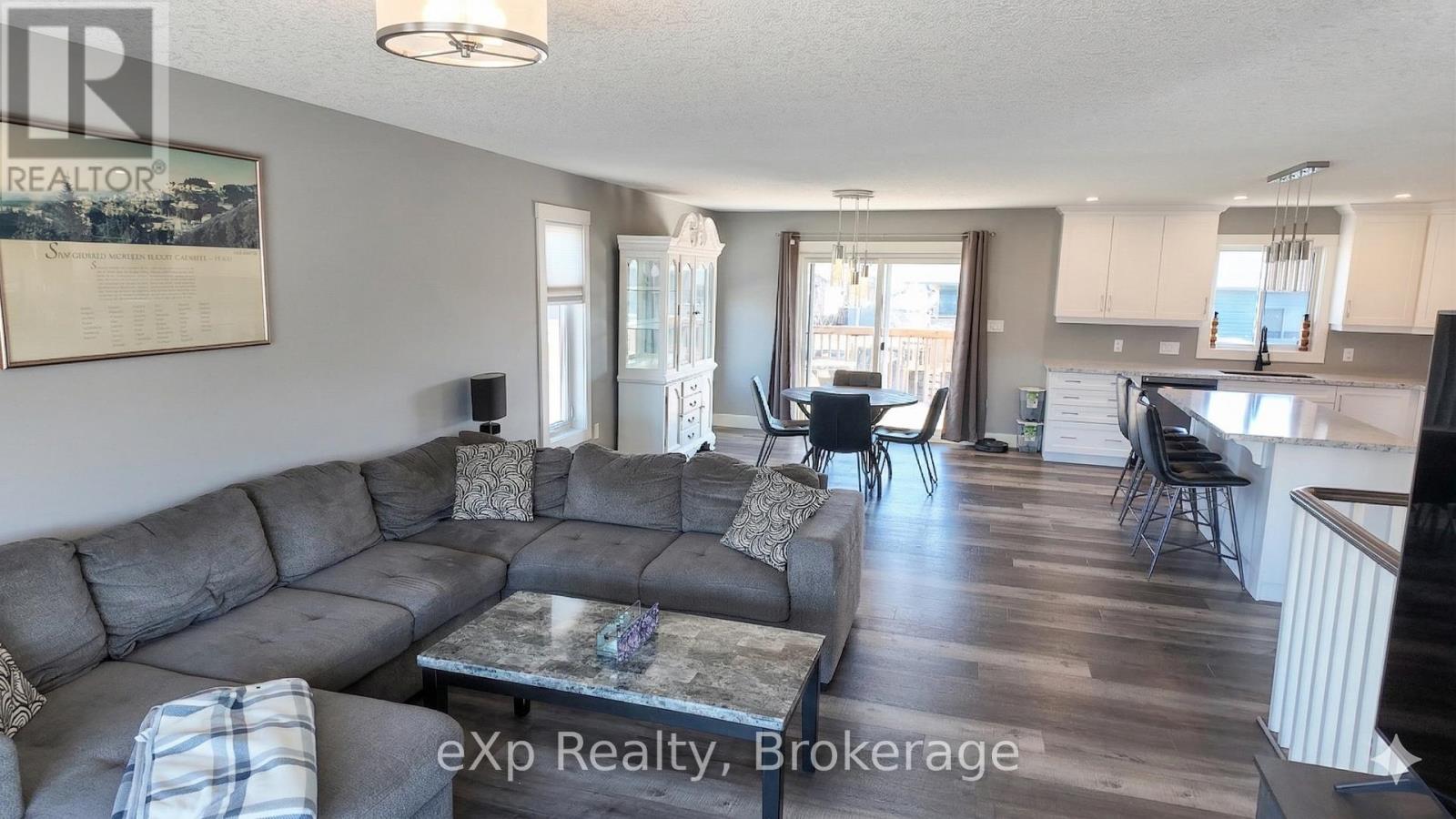 417 Buckby Lane, Saugeen Shores, Ontario  N0H 2C1 - Photo 8 - X12984806