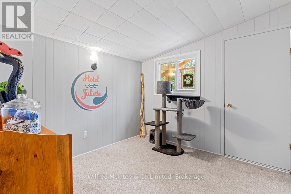 55 Thompson Avenue, Native Leased Lands, Ontario  N0H 2G0 - Photo 18 - X12984866