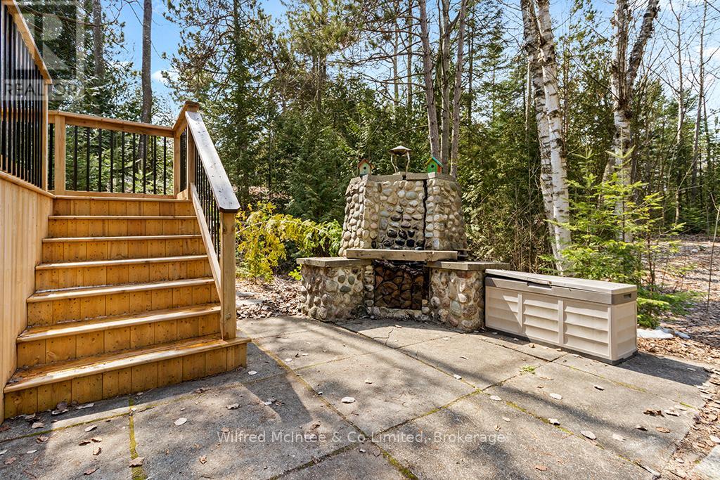 55 Thompson Avenue, Native Leased Lands, Ontario  N0H 2G0 - Photo 26 - X12984866