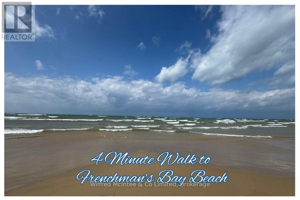 55 Thompson Avenue, Native Leased Lands, Ontario  N0H 2G0 - Photo 40 - X12984866