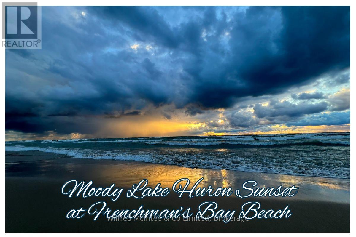 55 Thompson Avenue, Native Leased Lands, Ontario  N0H 2G0 - Photo 47 - X12984866