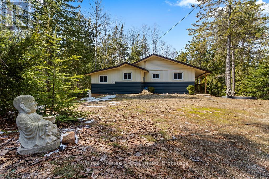 55 Thompson Avenue, Native Leased Lands, Ontario  N0H 2G0 - Photo 6 - X12984866