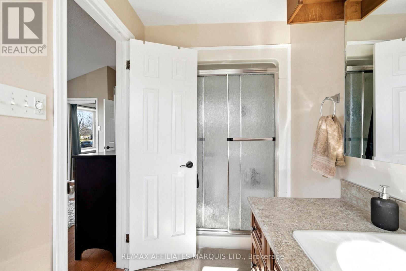 884 Kenyon Crescent, Cornwall, Ontario  K6H 6Z1 - Photo 26 - X12984828