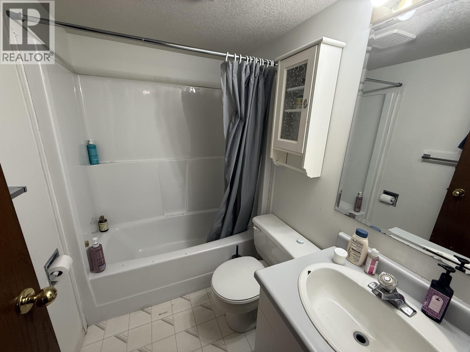 10611 114 Avenue, Fort St. John, British Columbia  V1J 6H7 - Photo 9 - R3108417