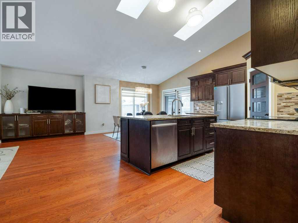 346 Sixmile Ridge S, Lethbridge, Alberta  T1K 5W8 - Photo 9 - A2276113