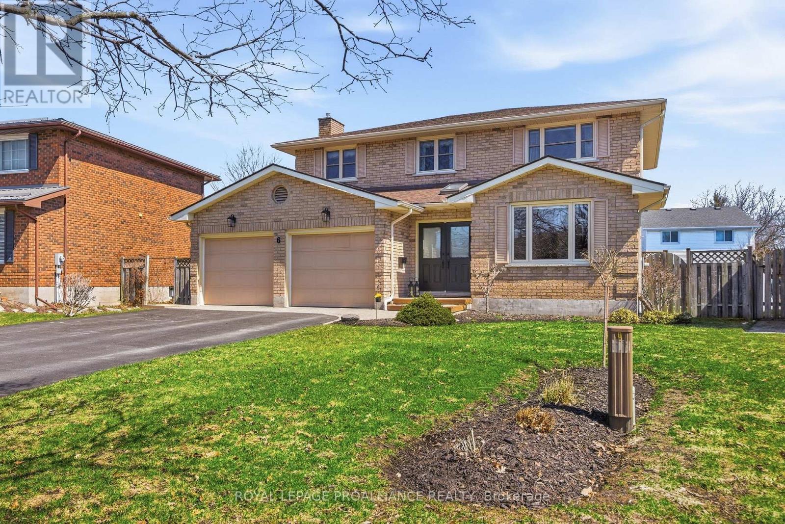 6 THOMPSON COURT, belleville (belleville ward), Ontario