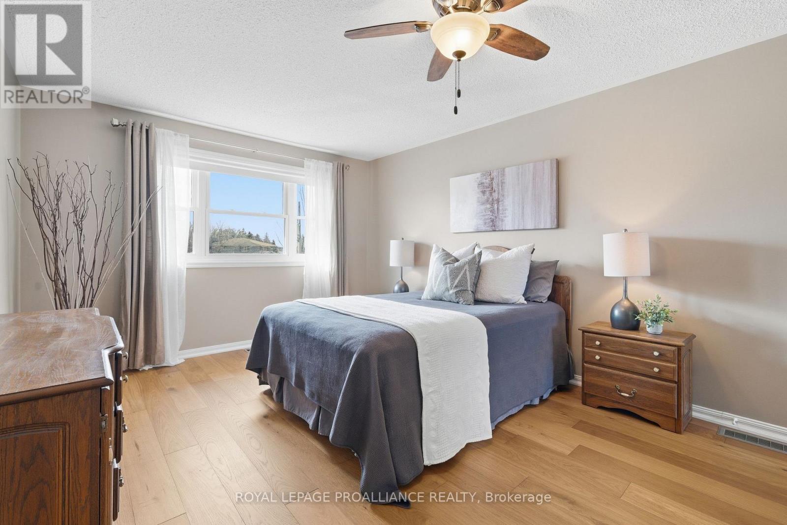 6 Thompson Court, Belleville, Ontario  K8P 5C3 - Photo 28 - X12984886