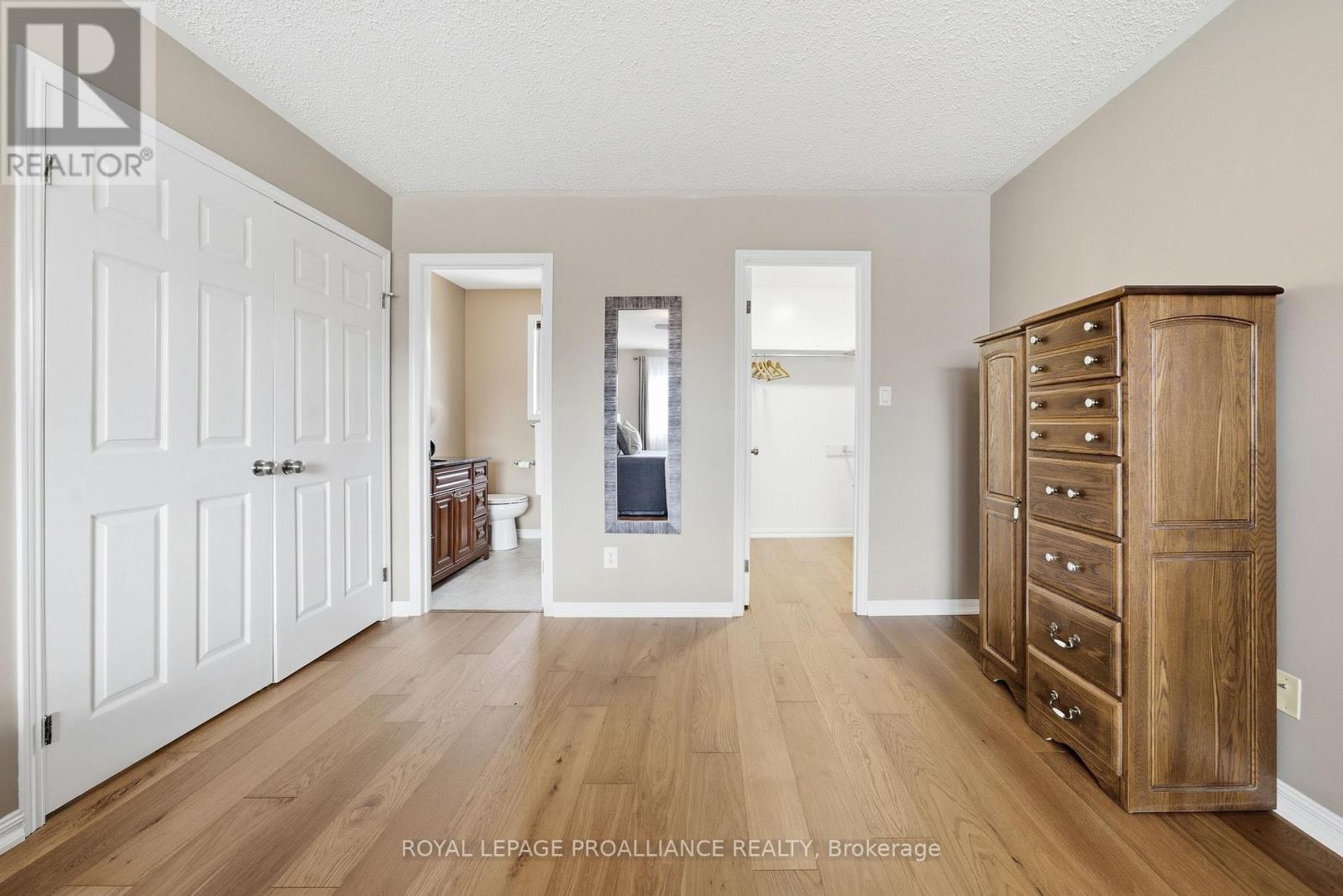 6 Thompson Court, Belleville, Ontario  K8P 5C3 - Photo 29 - X12984886