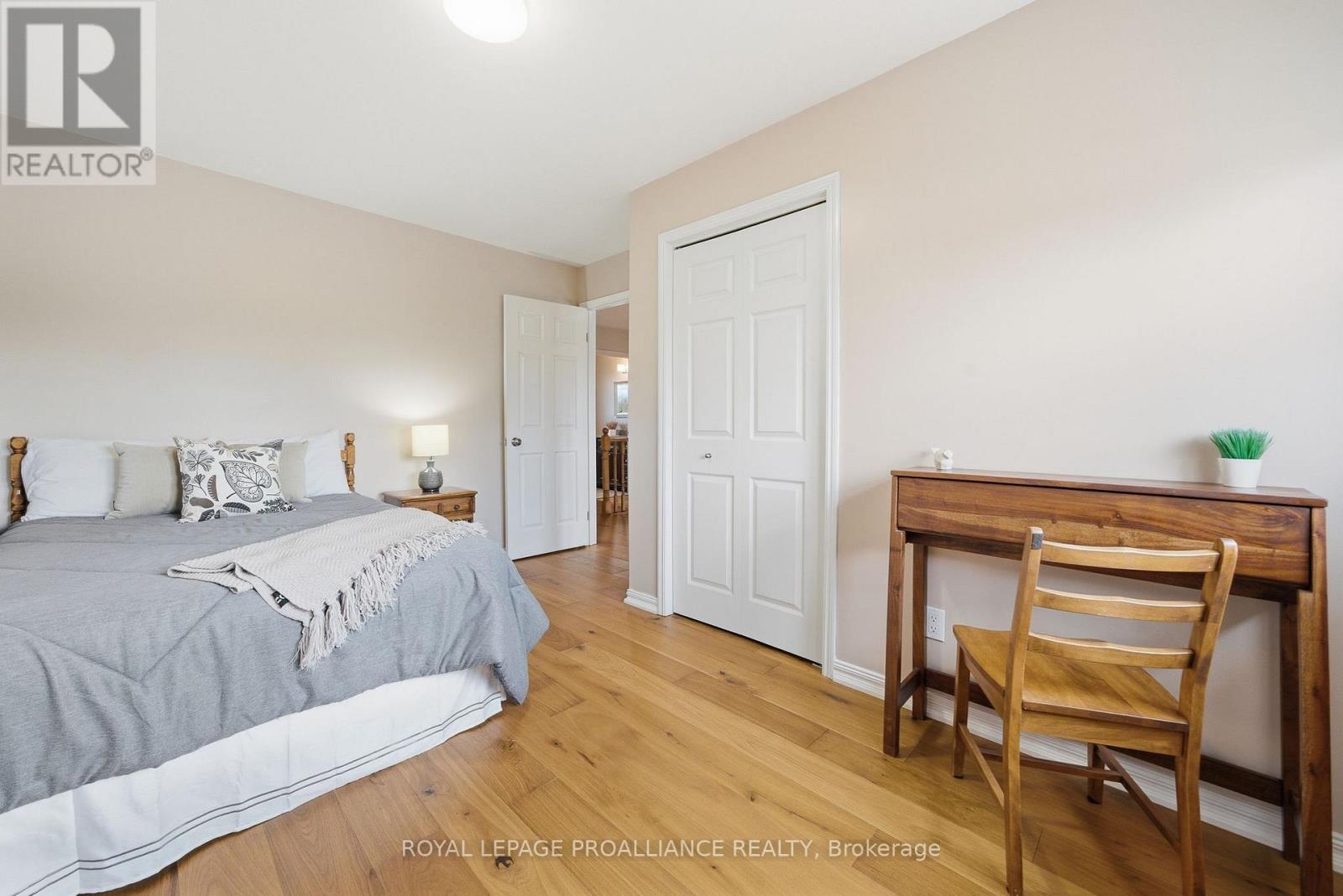 6 Thompson Court, Belleville, Ontario  K8P 5C3 - Photo 34 - X12984886